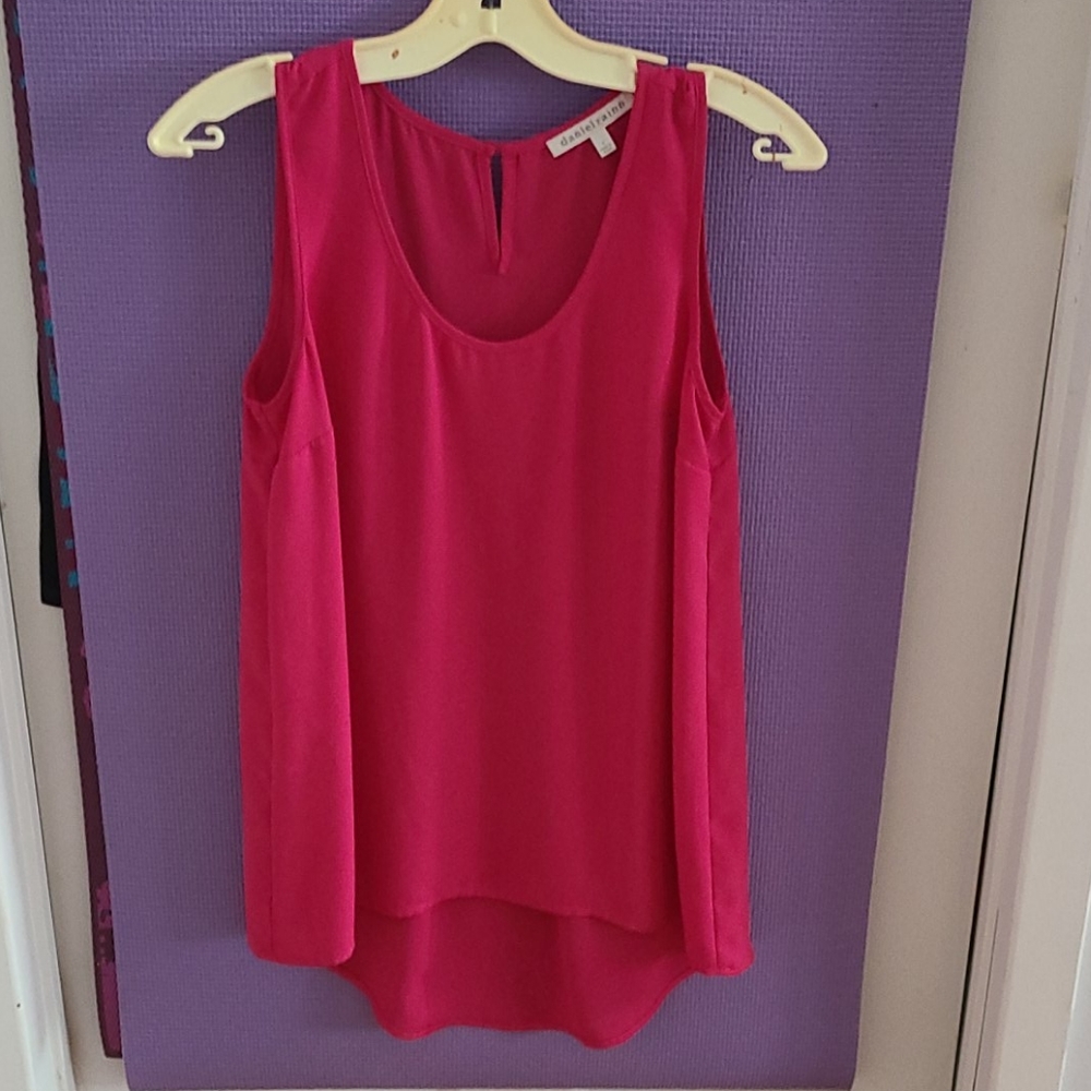Sleeveless blouse